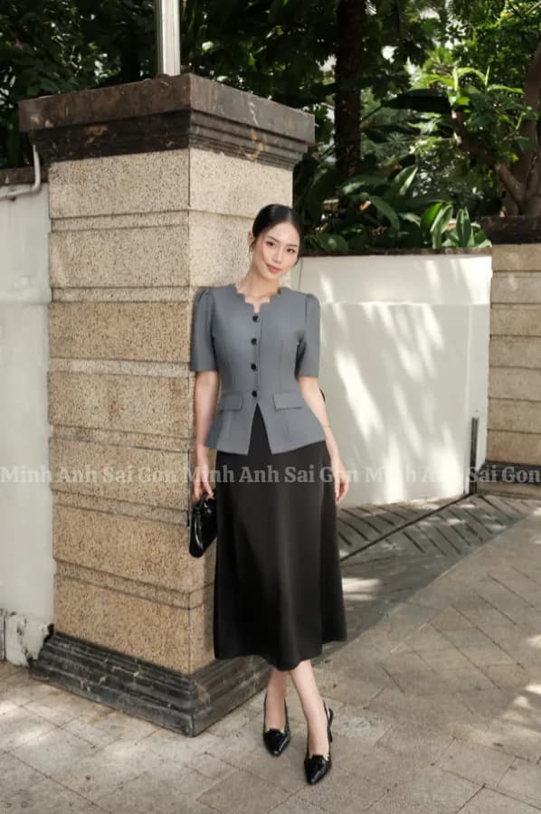 SET VEST CỔ V SÓNG MINH ANH 080325 - SET ÁO XÁM THANH LỊCH, CÔNG SỞ thumbnail 4