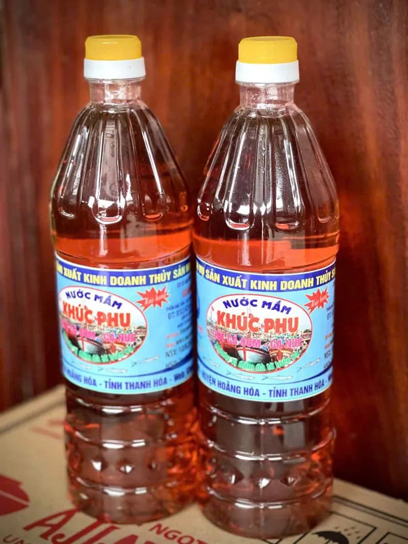 Nước Mắm  Gia Truyền Khúc Phụ ( Cốt Cá Cơm- Cá Nục) Chai 1 lít thumbnail 6